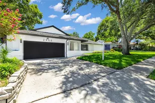 2905 Bluffs Dr, Largo, FL 33770 - Photo 1