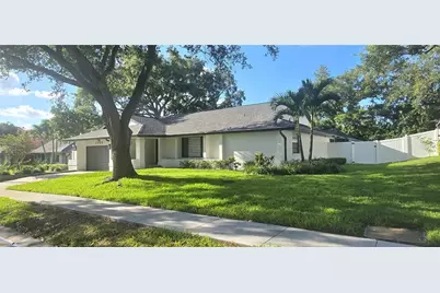 2905 Bluffs Drive, Largo, FL 33770 - Photo 3