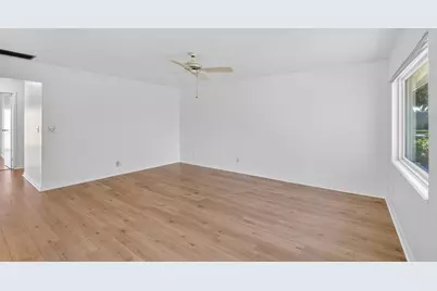 1902 Andover Street #201, Sun City Center, FL 33573 - Photo 7