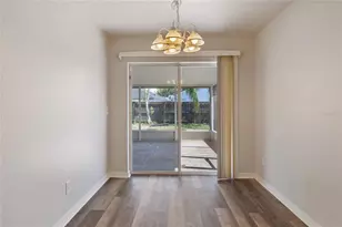 7456 Oxford Garden Cir, Apollo Beach, FL 33572 - Photo 7