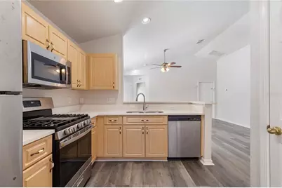 7456 Oxford Garden Circle, Apollo Beach, FL 33572 - Photo 3