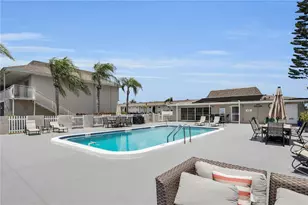 8820 Bay Pointe Dr, Tampa, FL 33615 - Photo 15