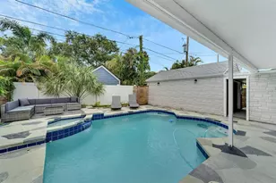 2219 16th St N, Saint Petersburg, FL 33704 - Photo 3