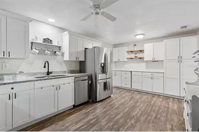 39051 12th Avenue, Zephyrhills, FL 33542 - Photo 15