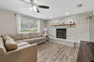 39051 12th Ave, Zephyrhills, FL 33542 - Photo 13
