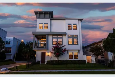 1815 5th Street N, Saint Petersburg, FL 33704 - Photo 1