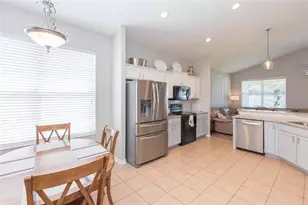7020 Blue Beech Dr, Riverview, FL 33578 - Photo 17