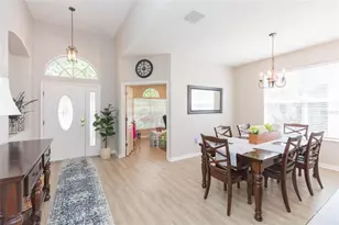 7020 Blue Beech Dr, Riverview, FL 33578 - Photo 5