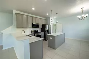 5732 Spotted Harrier Wy, Lithia, FL 33547 - Photo 7