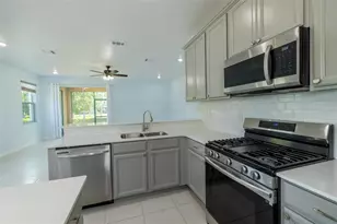 5732 Spotted Harrier Wy, Lithia, FL 33547 - Photo 15
