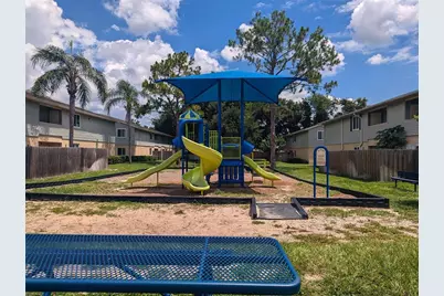 228 Thorn Tree Place #228, Brandon, FL 33510 - Photo 31
