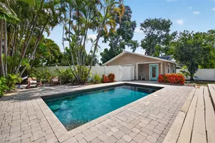 775 28th Ave N, Saint Petersburg, FL 33704 - Photo 31