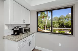 7530 Sunshine Skyway Ln S, Saint Petersburg, FL 33711 - Photo 13