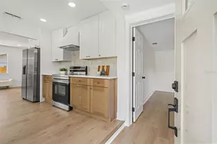 3036 20th St N, Saint Petersburg, FL 33713 - Photo 3