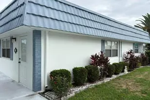 1901 Andover Way, Sun City Center, FL 33573 - Photo 3