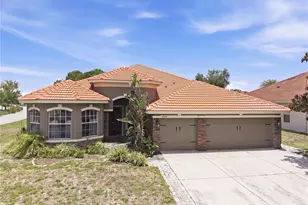 11530 Oyster Bay Cir, New Port Richey, FL 34654 - Photo 1