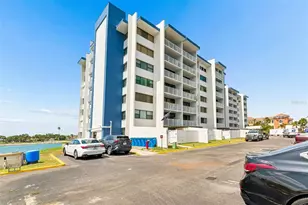 450 Treasure Island Causeway, Treasure Island, FL 33706 - Photo 33