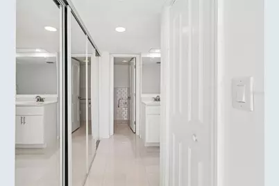 450 Treasure Island Causeway #106, Treasure Island, FL 33706 - Photo 21