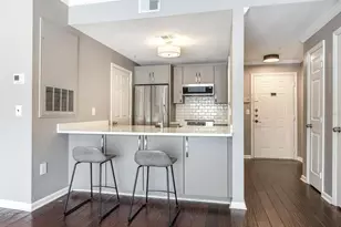 800 S Dakota Ave, Tampa, FL 33606 - Photo 9