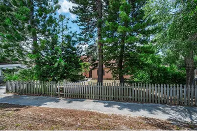 1200 E Court Street, Tarpon Springs, FL 34689 - Photo 33