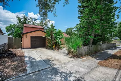 1200 E Court Street, Tarpon Springs, FL 34689 - Photo 31