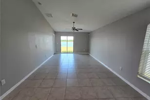 838 Olive Conch St, Ruskin, FL 33570 - Photo 9