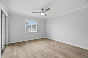 11201 122nd Ave, Largo, FL 33778 - Photo 9