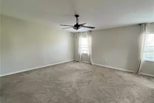 1117 S Pinellas Bayway S, Saint Petersburg, FL 33715 - Photo 9