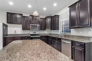5063 Ivory Stone Dr, Wimauma, FL 33598 - Photo 13