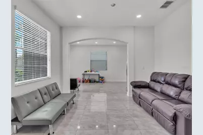 5063 Ivory Stone Drive, Wimauma, FL 33598 - Photo 7