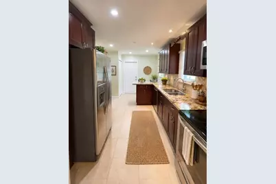 1029 W Country Club Circle, Fort Lauderdale, FL 33317 - Photo 5