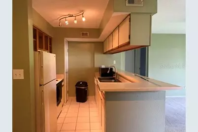 9100 Dr Martin Luther King Jr Street N #512, Saint Petersburg, FL 33702 - Photo 7