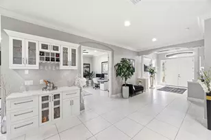 20117 Umbria Hill Dr, Tampa, FL 33647 - Photo 7