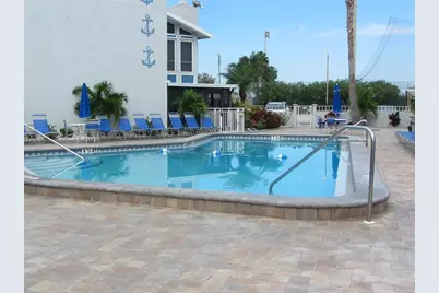 171 Medallion Boulevard #B, Madeira Beach, FL 33708 - Photo 5