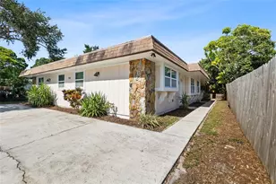 208 Jody Ct, Largo, FL 33771 - Photo 7