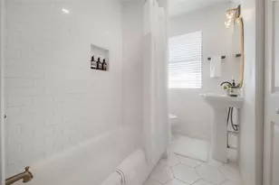 319 W Curtis St, Tampa, FL 33603 - Photo 27