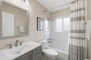 801 89th Ave N, Saint Petersburg, FL 33702 - Photo 21