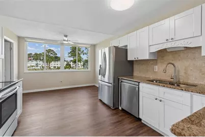 4715 Bay Street NE #223, Saint Petersburg, FL 33703 - Photo 9