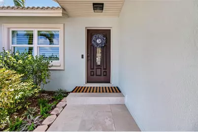 503 Johns Pass Avenue, Madeira Beach, FL 33708 - Photo 5