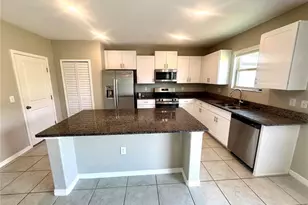 5415 Amaryllis Garden St, Apollo Beach, FL 33572 - Photo 7