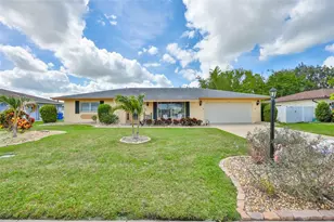 1706 Flamingo Ln, Sun City Center, FL 33573 - Photo 1