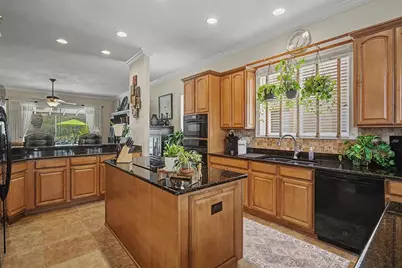 19027 Weatherstone Drive, Tampa, FL 33647 - Photo 11
