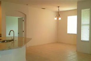 609 Cedar Waxwing Dr, Brandon, FL 33510 - Photo 13