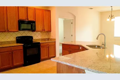 609 Cedar Waxwing Drive, Brandon, FL 33510 - Photo 9