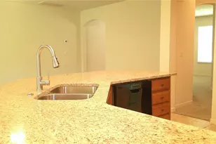 609 Cedar Waxwing Dr, Brandon, FL 33510 - Photo 15
