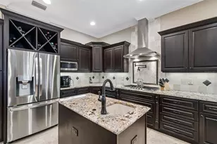 6011 S 3rd St, Tampa, FL 33611 - Photo 21