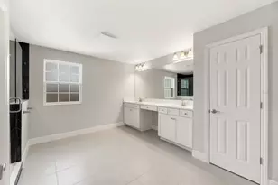 13180 Wellspring Dr, Lithia, FL 33547 - Photo 23