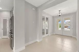 13180 Wellspring Dr, Lithia, FL 33547 - Photo 3