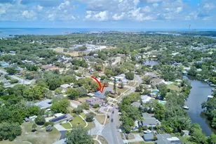 703 Riverside Dr, Tarpon Springs, FL 34689 - Photo 45