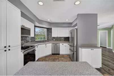 703 Riverside Drive, Tarpon Springs, FL 34689 - Photo 17